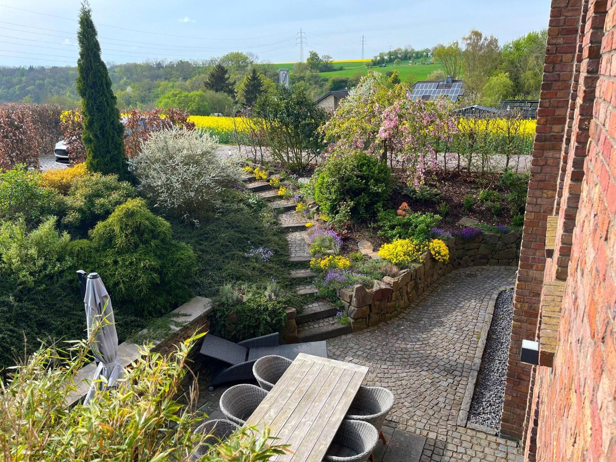 Attraktive Wohnung-Elztalidyll-Zwischen Mosel,Nuerburgring Und Burg Eltz Kollig Dış mekan fotoğraf